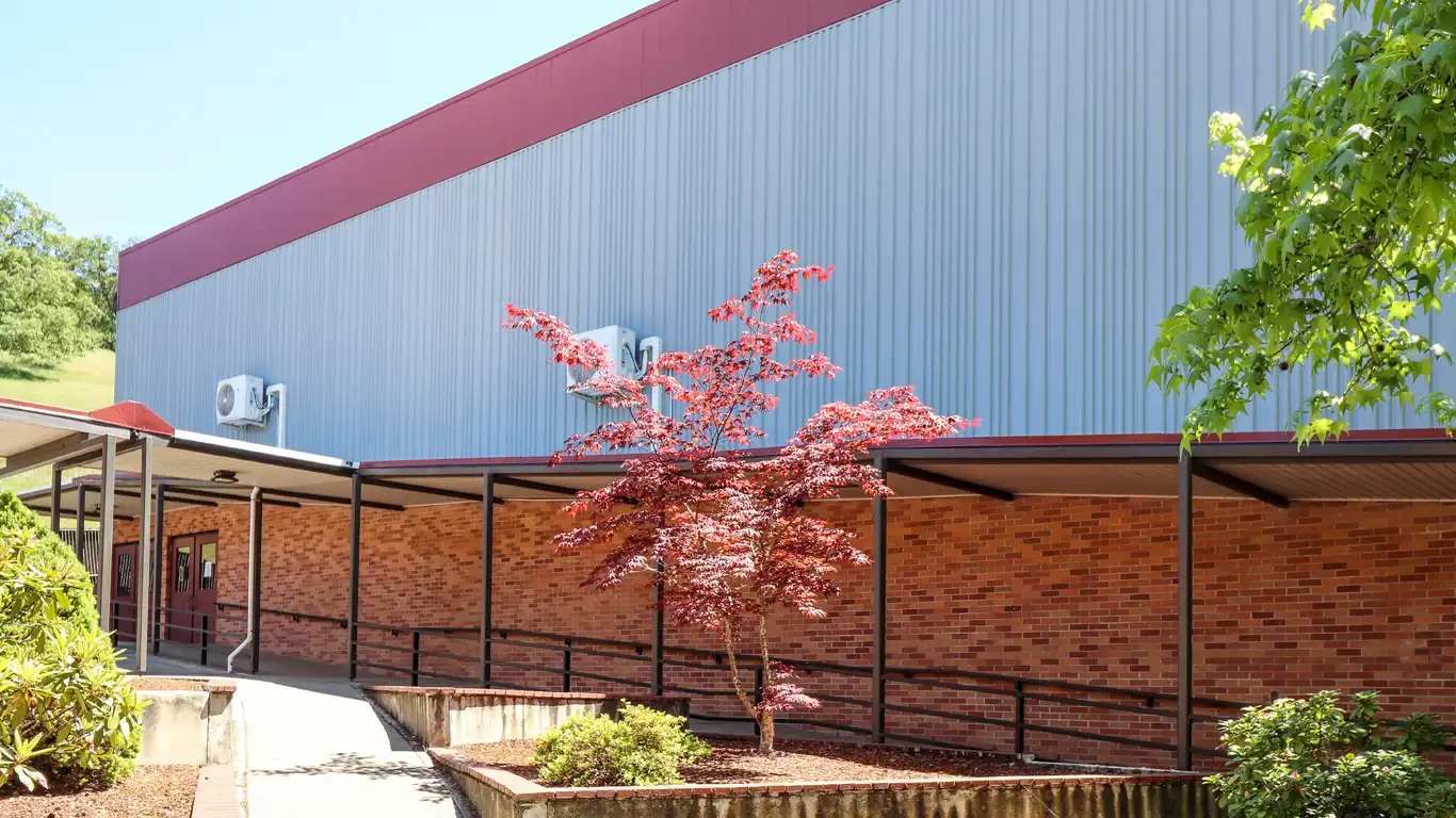 Joseph Lane Middle School Gymnasium Retrofit