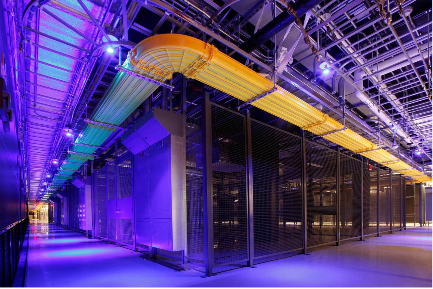 Growth-stage lending — data centre interior