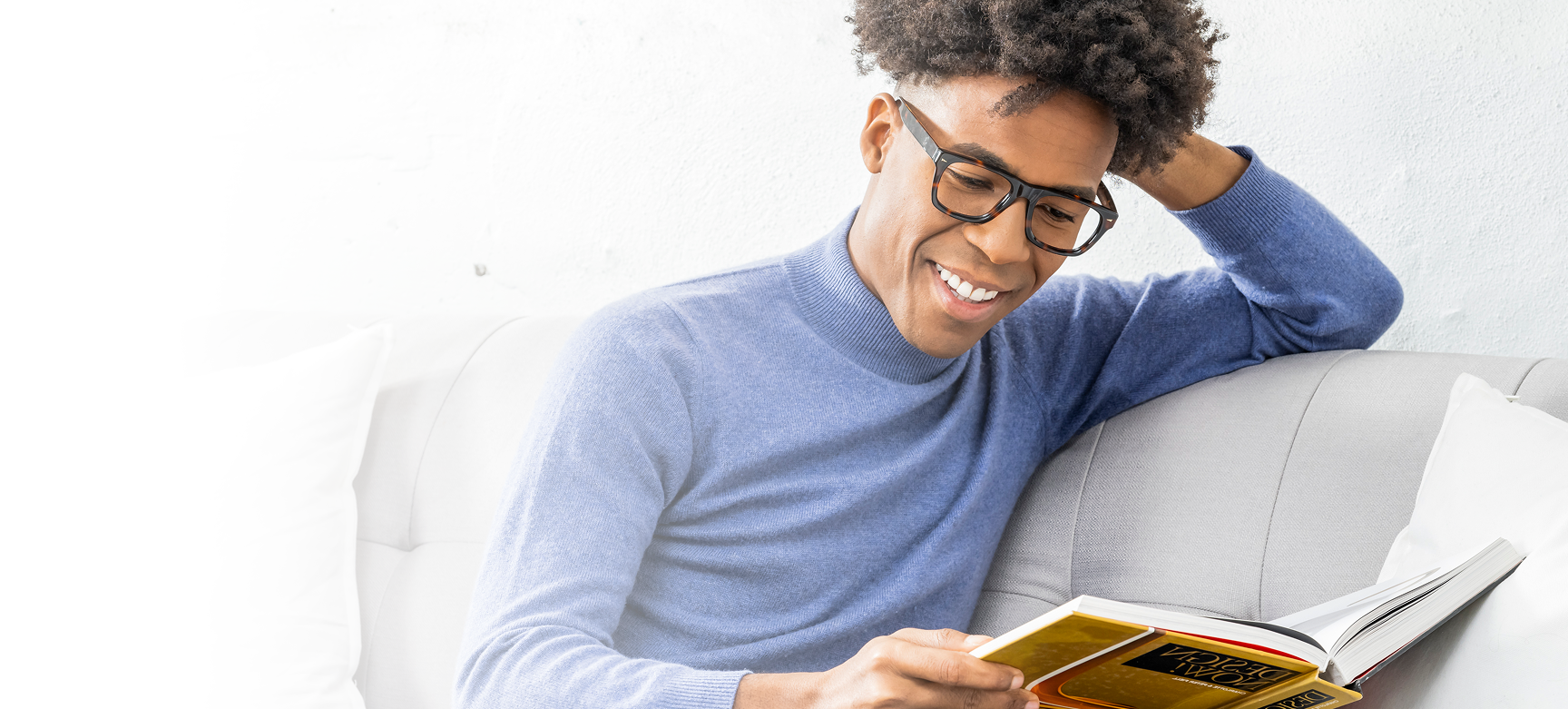 Modern, stylish reading glasses designed for everyday comfort and clarity