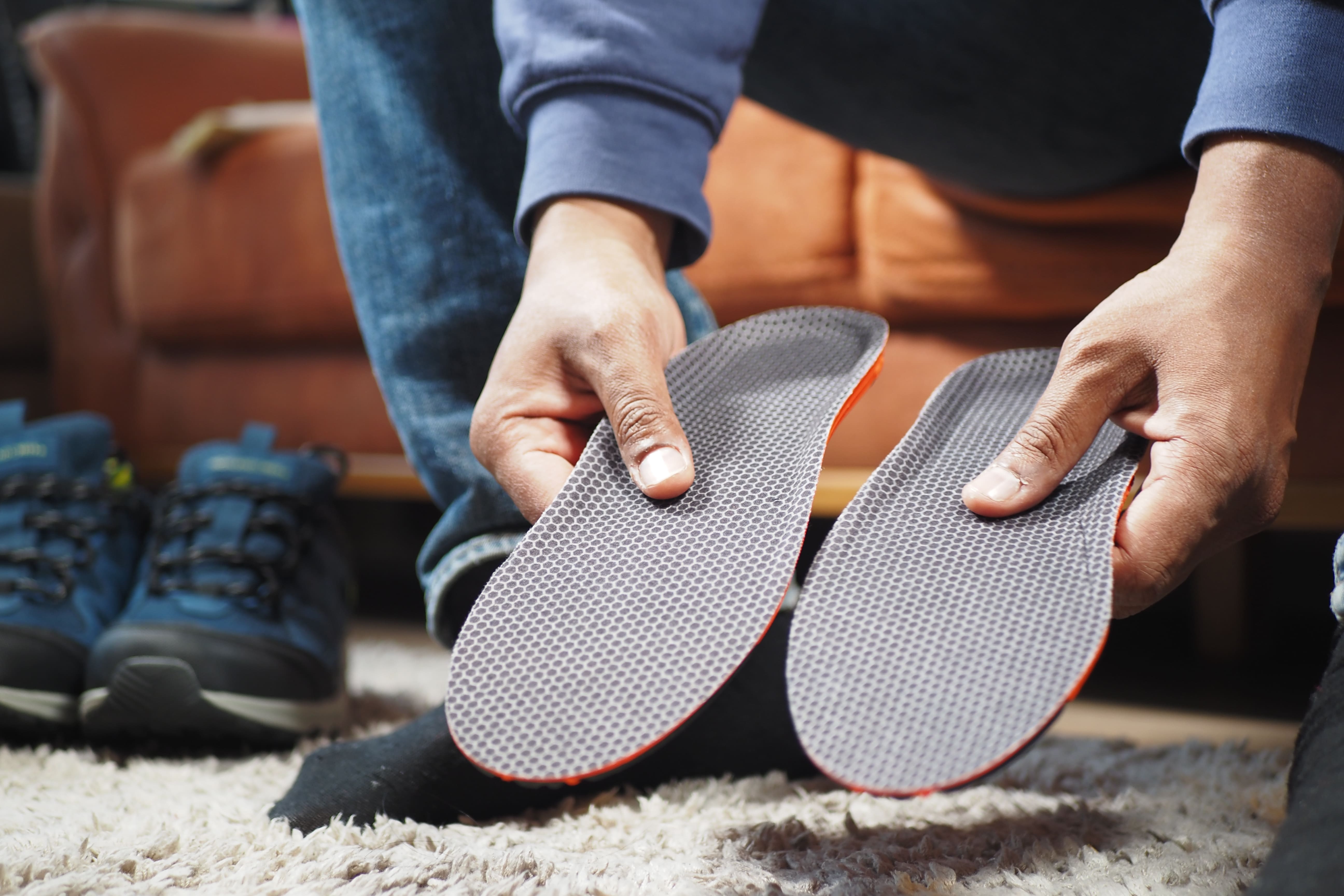 Inlegzolen afgestemd op de werkschoenen in de winkel van Vermeer Workwear and Safety