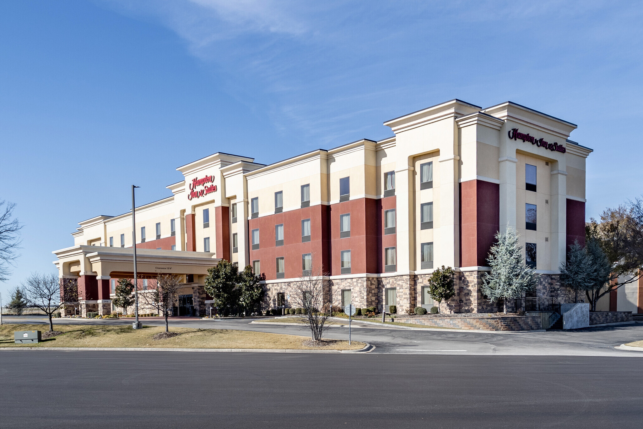 Hampton Tulsa Central