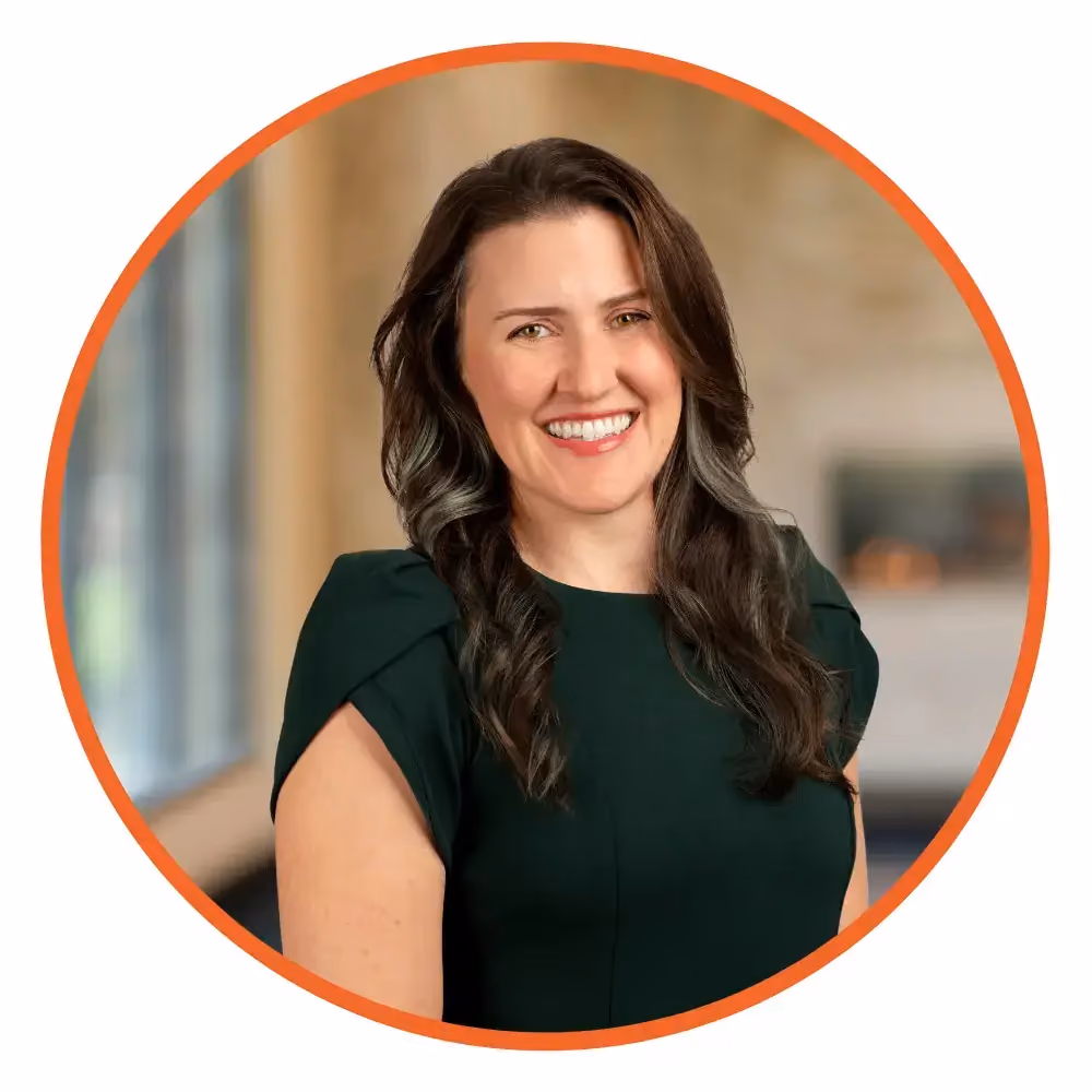 An image of reviewer, Katie Thompson.