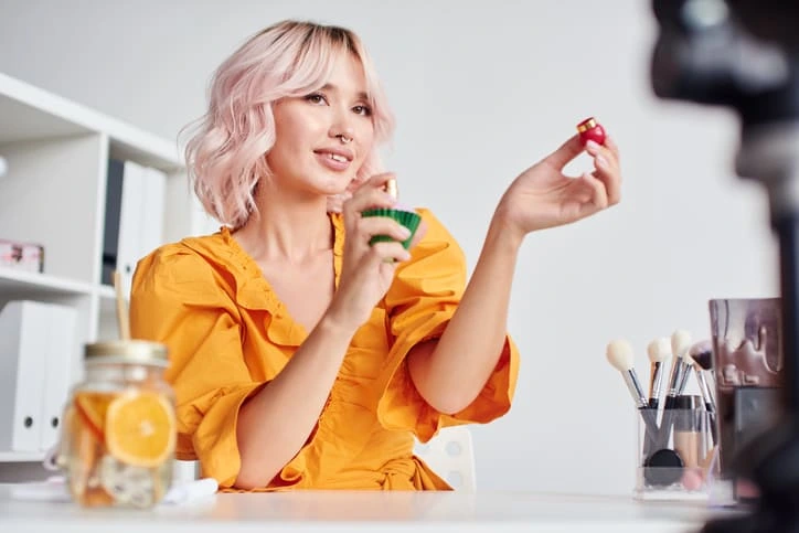 Las 10 mejores marcas de perfumes de España en TikTok