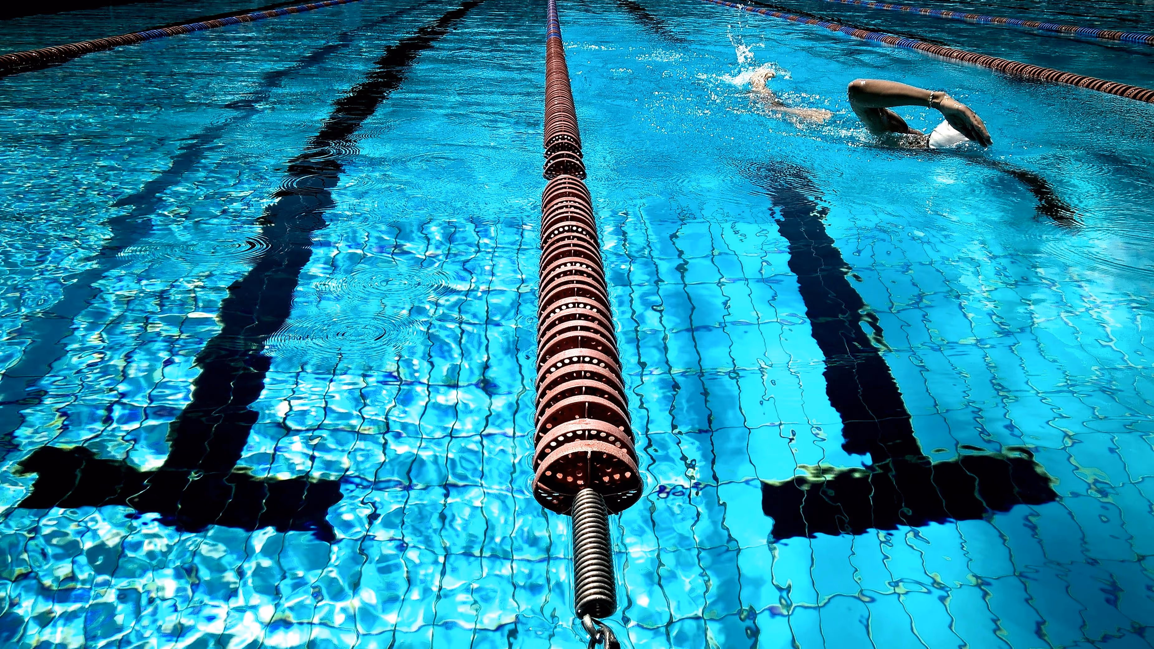 Toezicht zwembaden aansprakelijkheid advocaat sport 