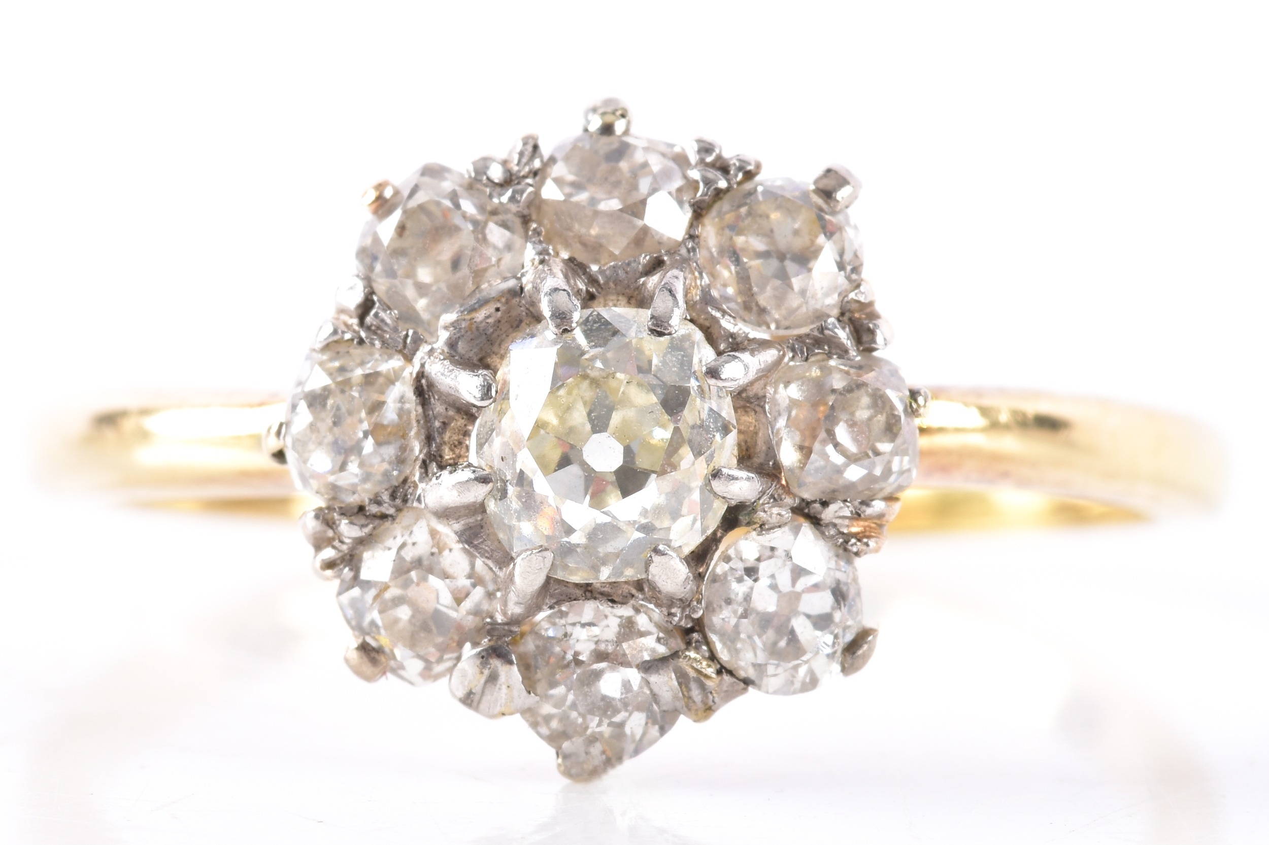 Victorian style old-cut diamond cluster ring in yellow gold