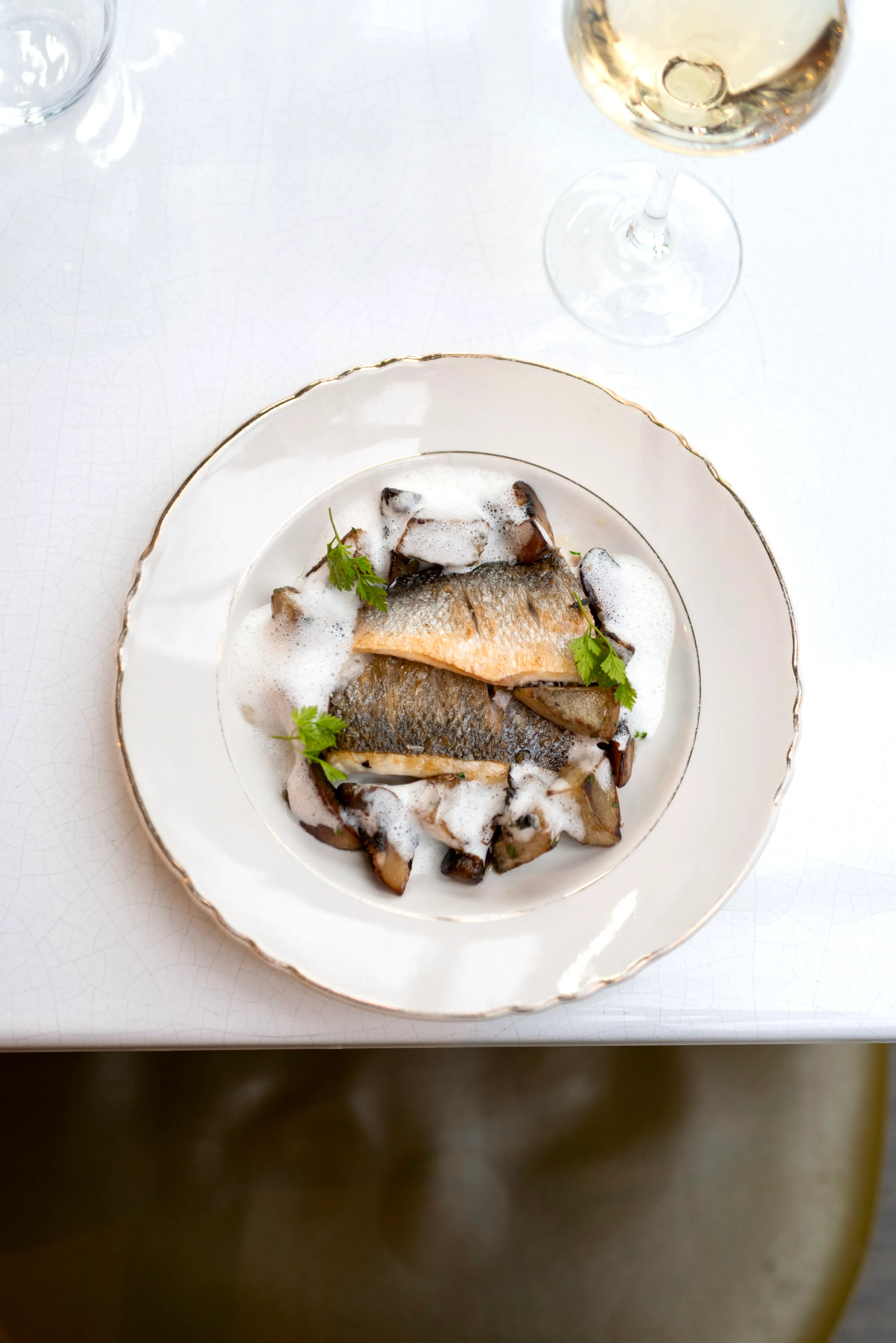 Poisson et légumes de saison chez Abstinence