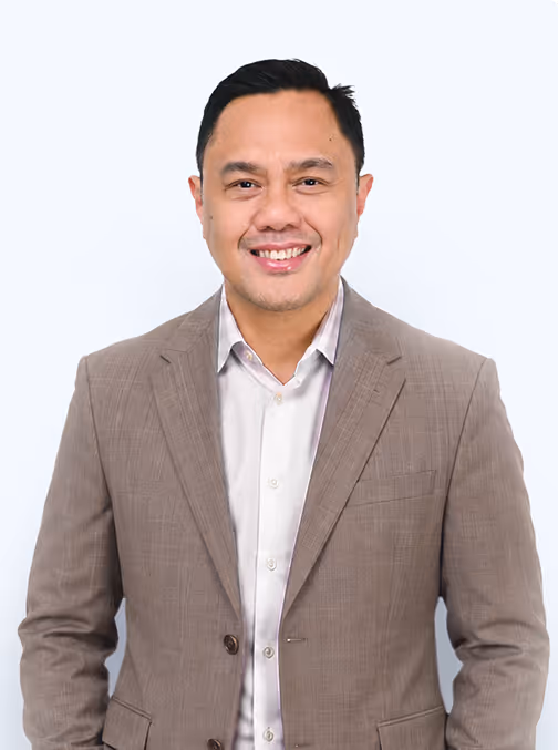 Robert Conrad O. Gonzales - Chief People Officer of Mynt