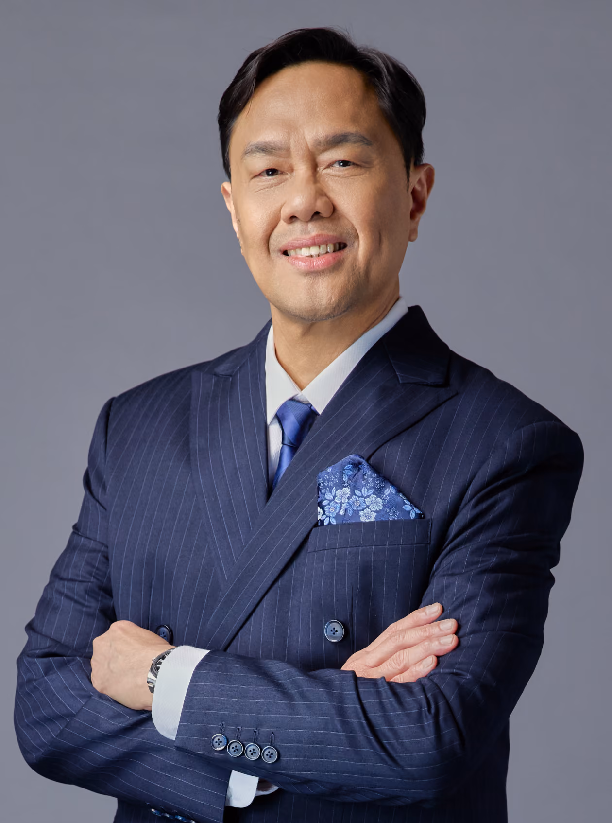Robert Conrad O. Gonzales - Chief People Officer of Mynt