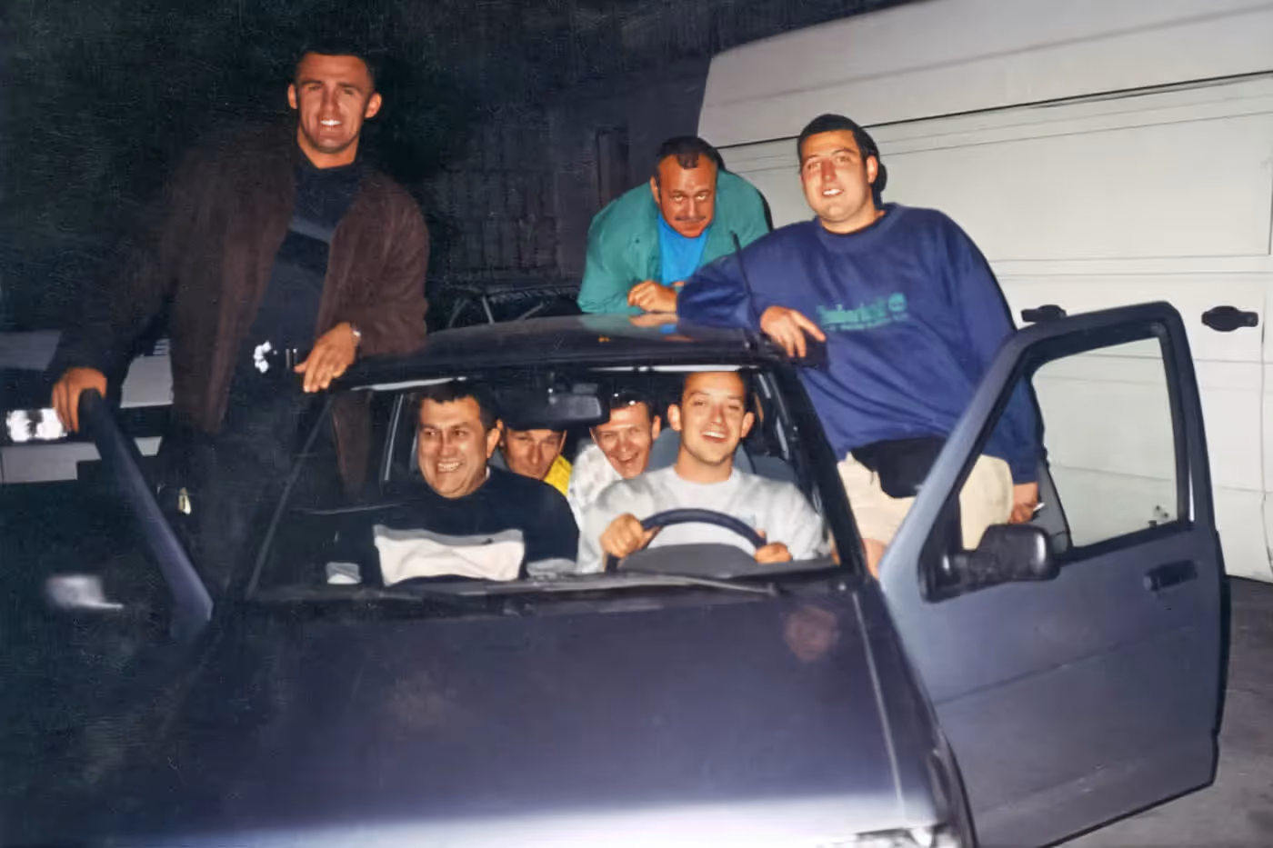 Zlatno doba ASK Zemun, zbog rezultata, ali i uvek pozitivne atmosfere: Todor Stamenković (za volanom) bio je tada predvodnik mlađe generacije zemunskog kluba, u svakom smislu te reči