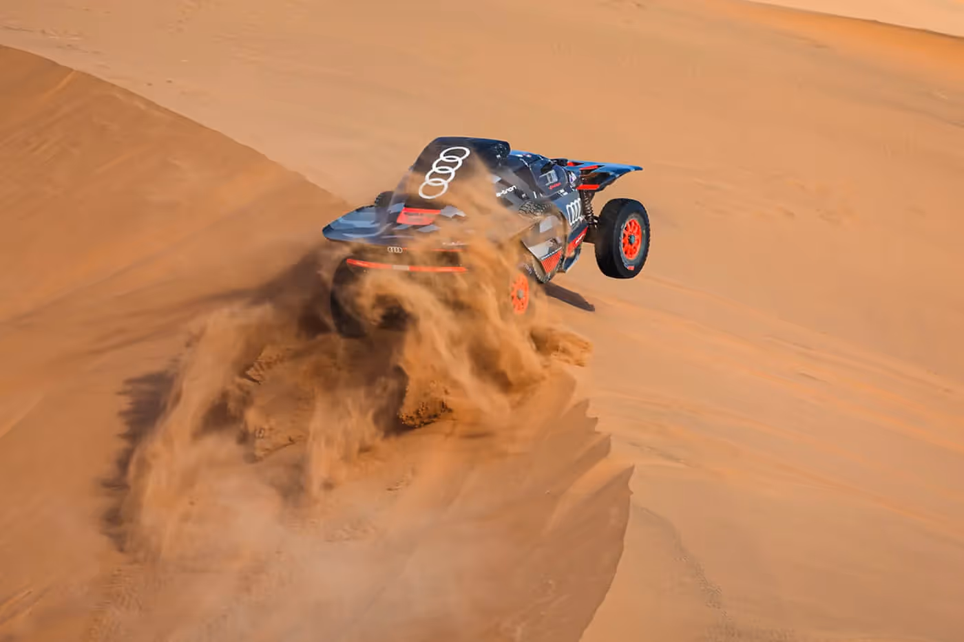 Najstariji pobednik u istoriji i prvi sa četiri titule s četiri različite marke: Pošto se „audi” povlači i vremešni Sainc verovatno ide u penziju na kraju ove reli rajd sezone