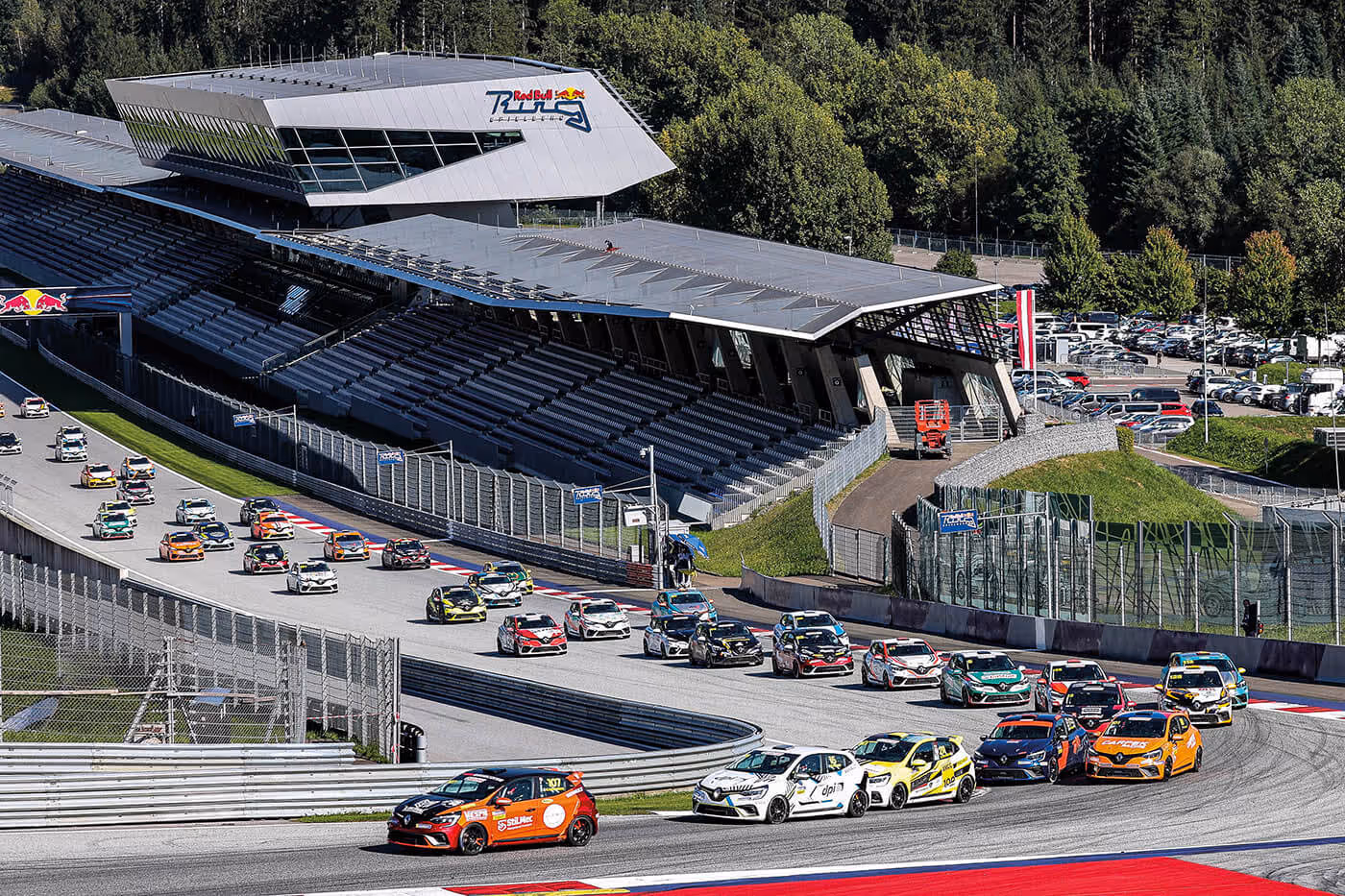 Stazu u Austriji, dugu 4.326 m, Miljković je u svom najbržem krugu prevezao u vremenu 1:50:715, uz prosečnu brzinu od 140,6 km/h