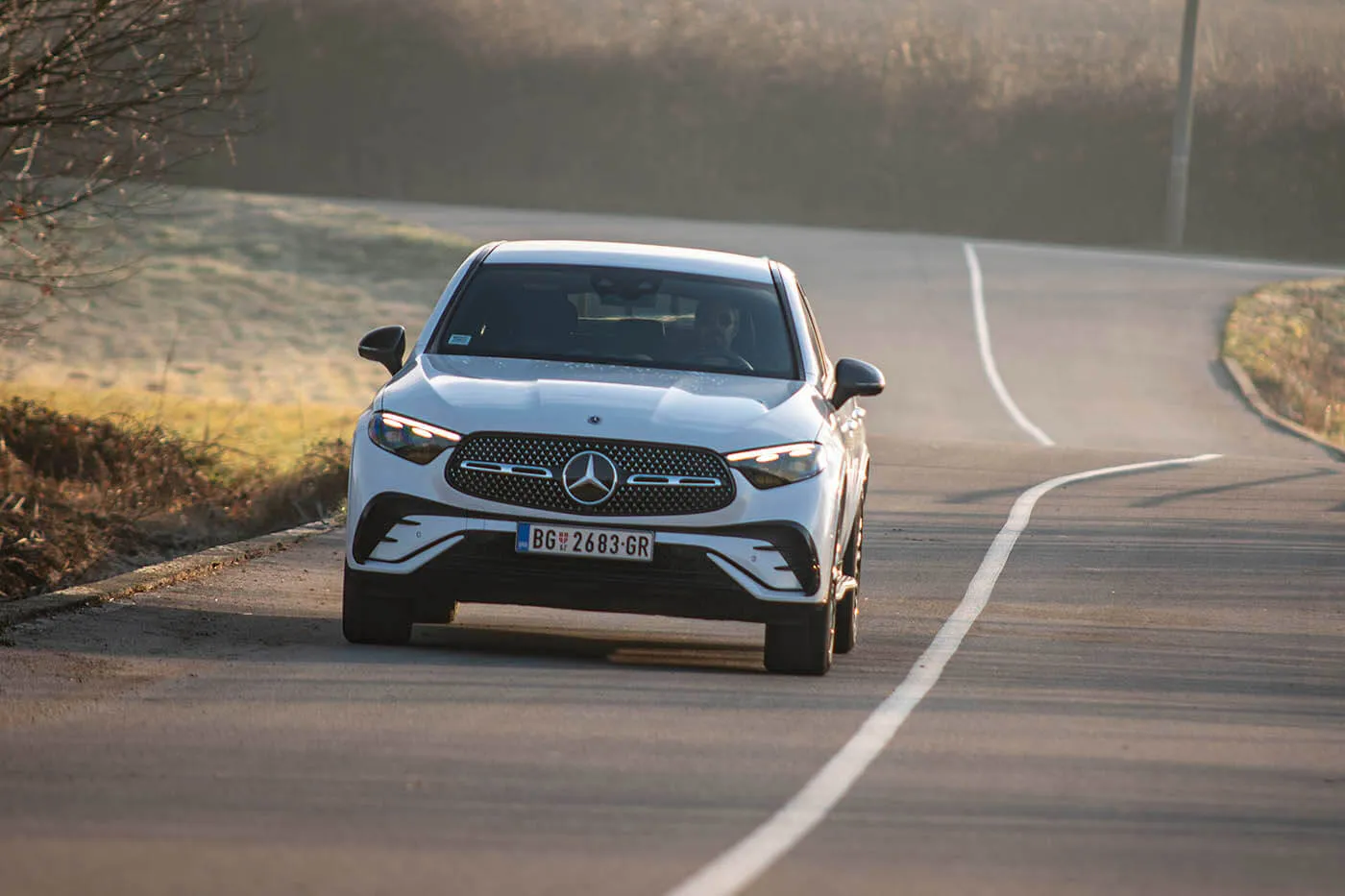 Ubrzanje od 0 do 100 km/h iznosi 8,1 sekundu. Nova generacija je nešto tromija u odnosu na prethodnu iz razloga što je teža za oko 250 kg