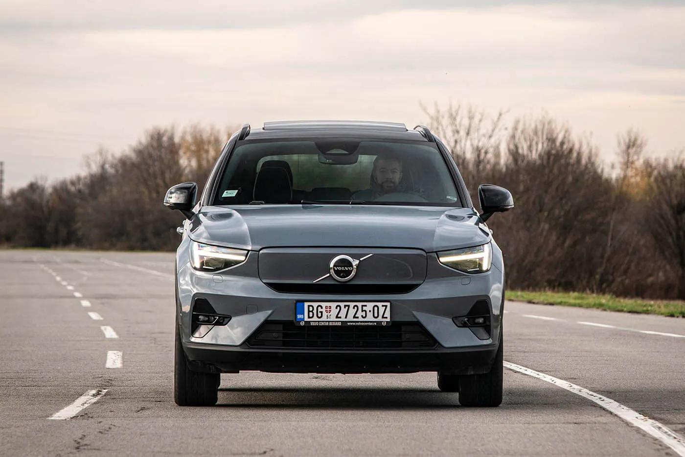 Zatvorena maska je jedini element po kom se električni XC40 jasno izdvaja u odnosu na ostale verzije