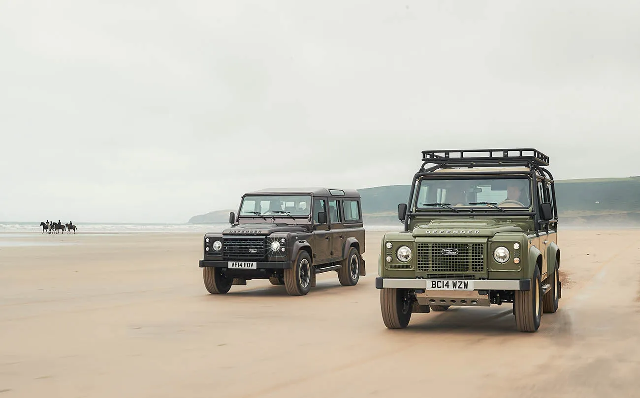 Land Rover Classic Defender V8 Works Bespoke 
