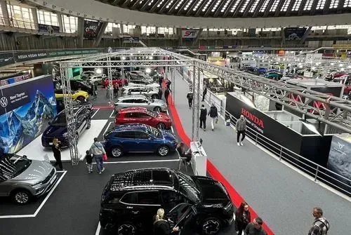 Sajamske ponude za popularnu klasu