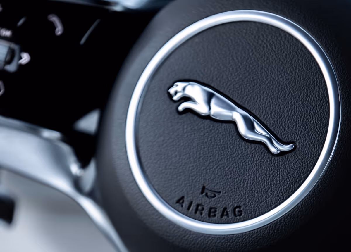 Jaguar proizveo poslednji F-Pace sa SUS motorom