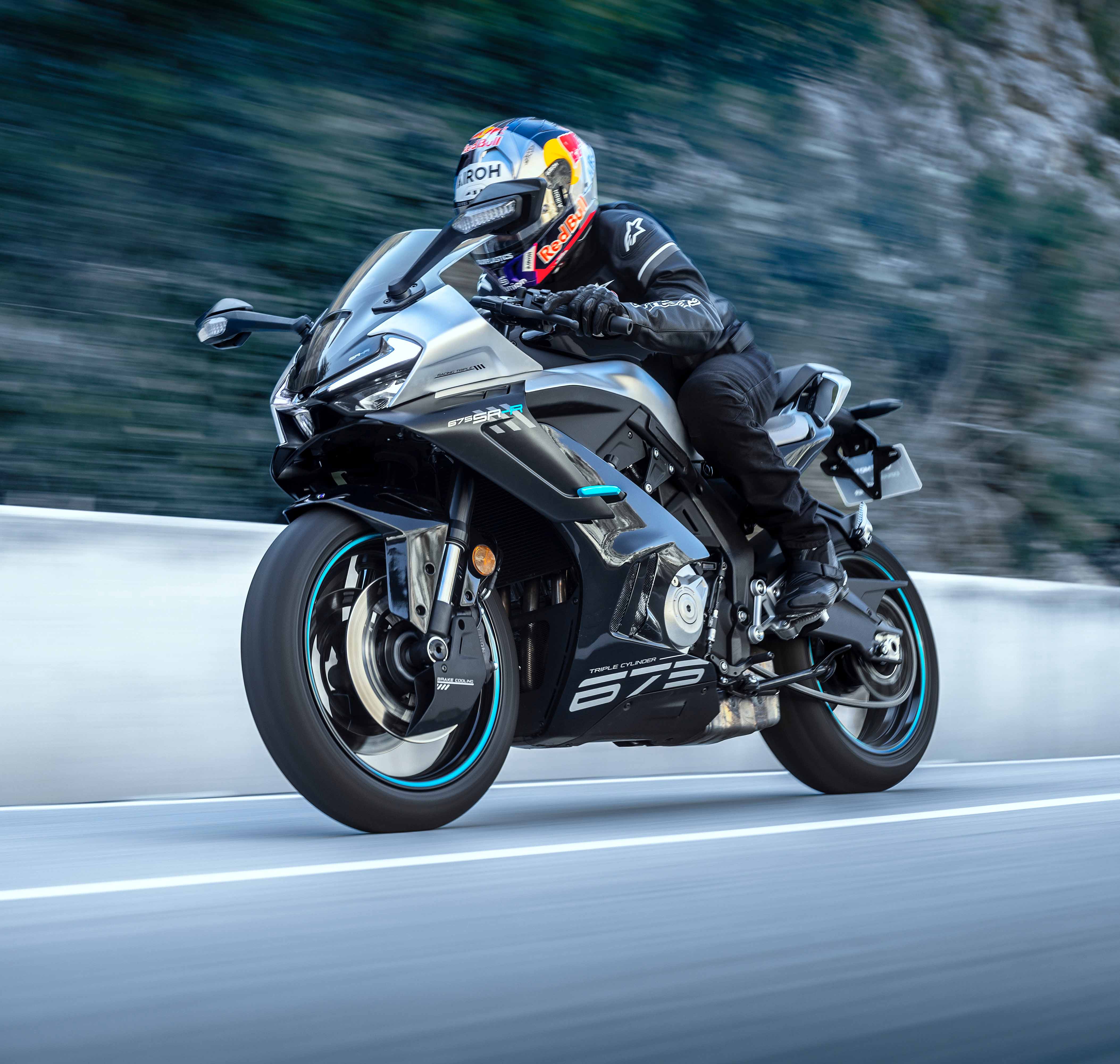 675SR-R - Moto Supersport 675 cc para carretera y circuito