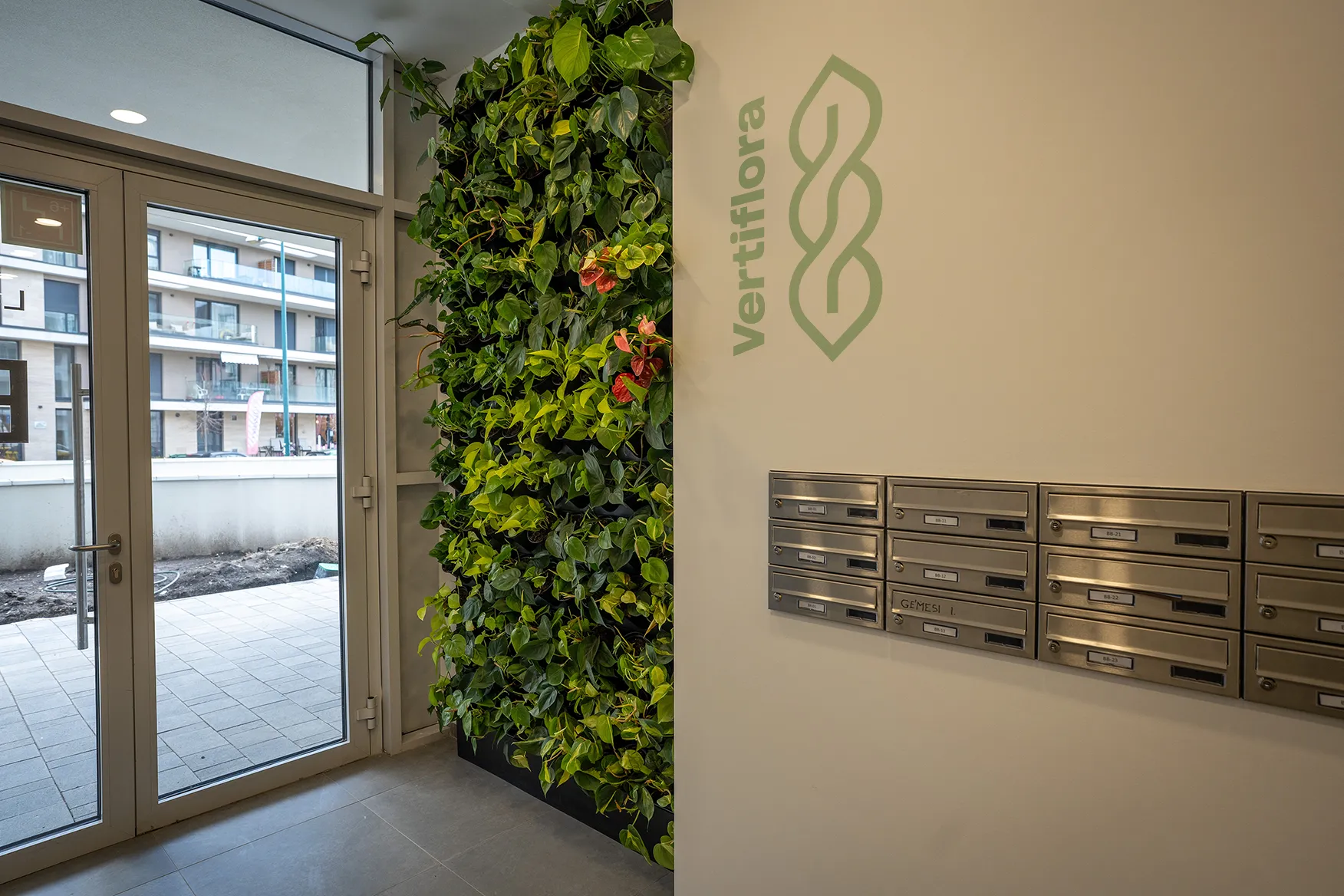 Sundell társasházi zöldfalak