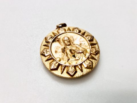 14k gold medallion charm