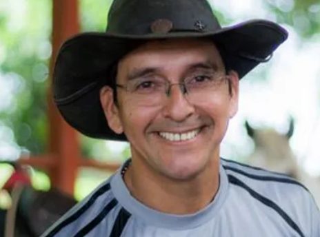 A picture of Enrique Molina