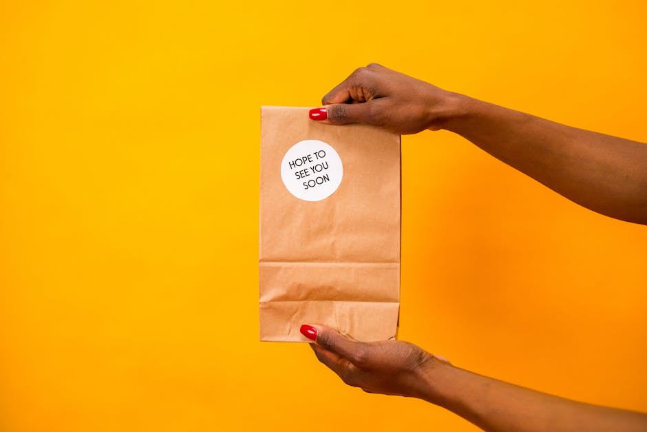 Creating Captivating Digital Signage Content: A Retailer's Guide to Visual Engagement