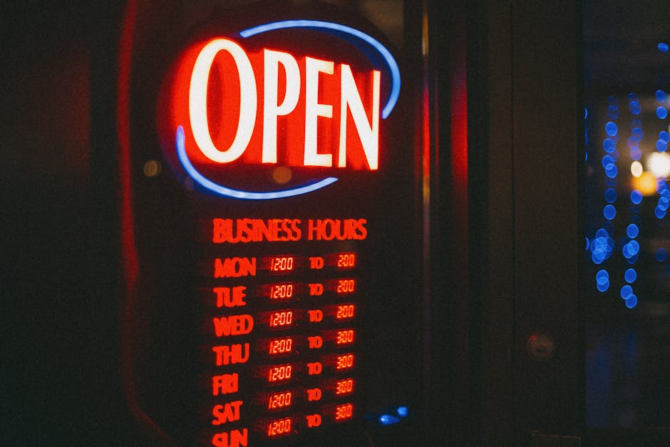 The Power of Digital Signage in Retail: Elevate Your Store's Presence with Dynamic Solutions