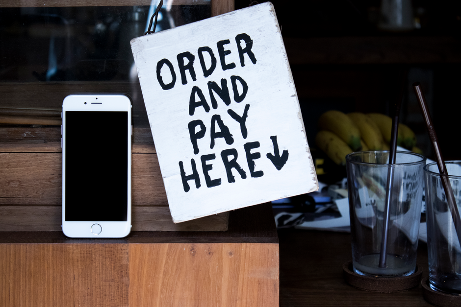 Measuring the Impact: Analyzing Digital Signage Effectiveness in Retail