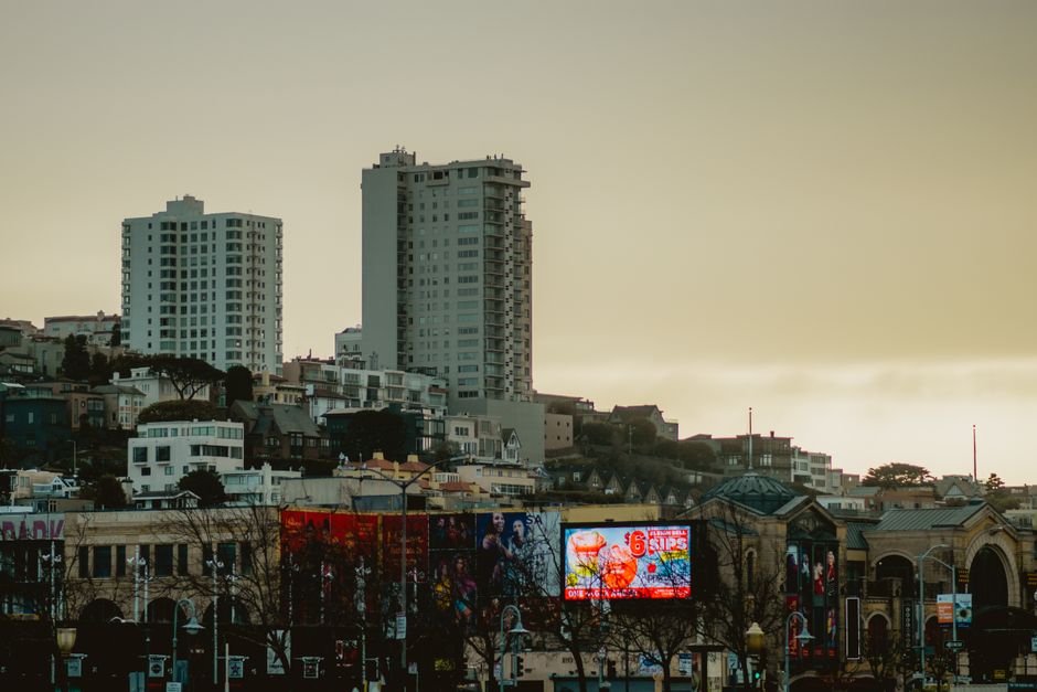 The Future of DOOH Advertising: Trends and Insights