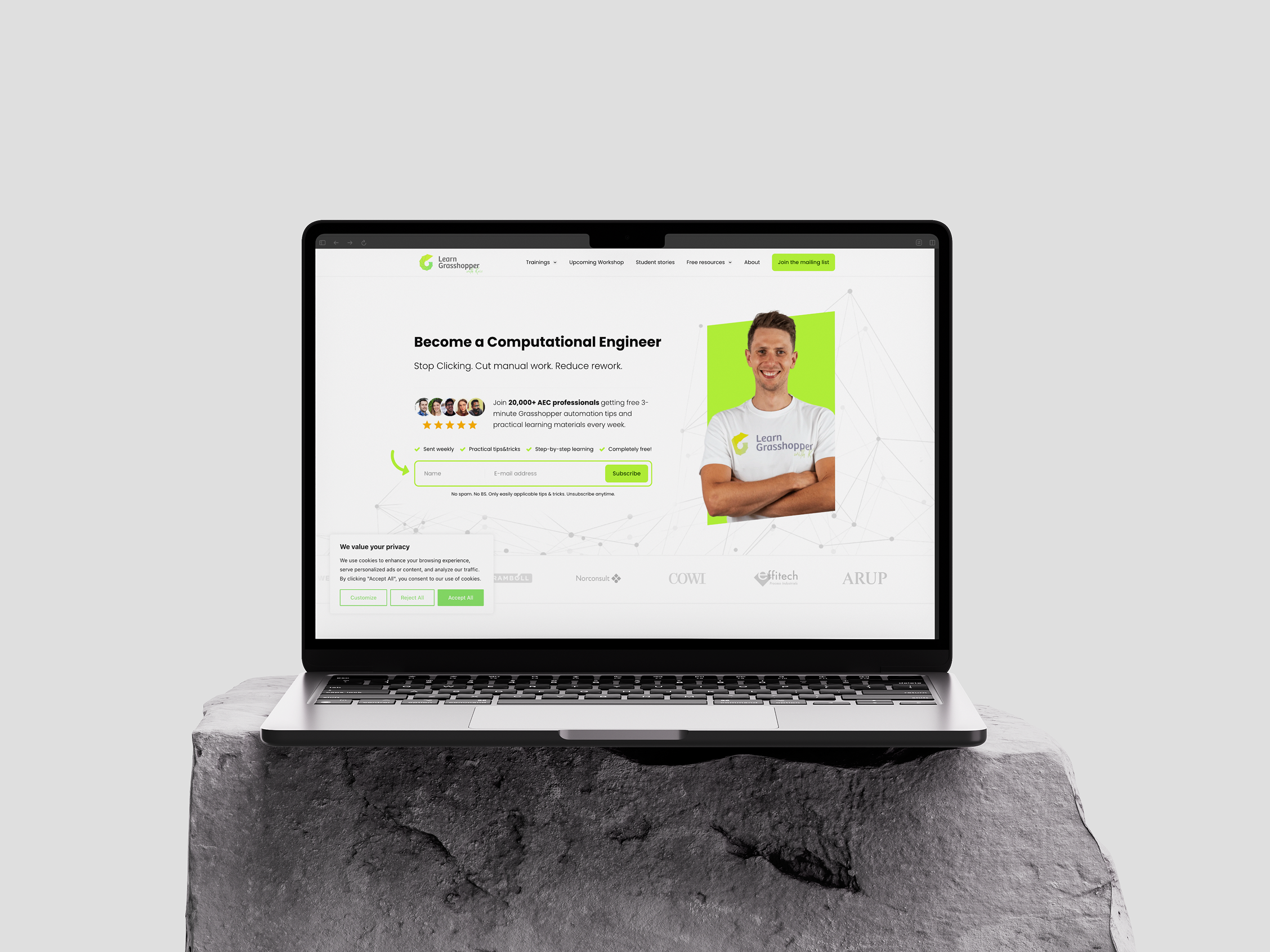 Widoki strony LearnGrasshopper.com pokazujące strukturę platformy edukacyjnej i jej szkoleń