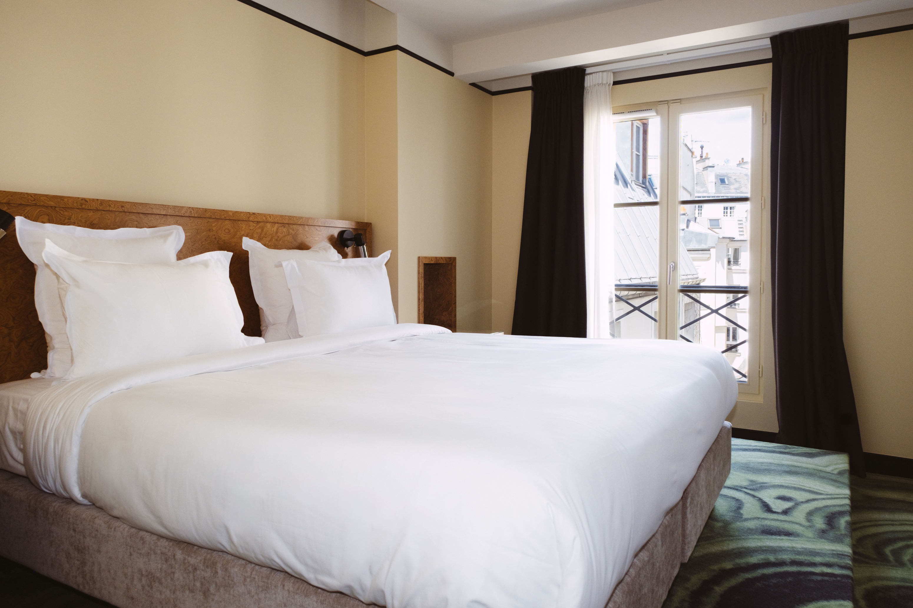 The deluxe room at the boutique-hotel 1K Paris, member of the Machefert Group