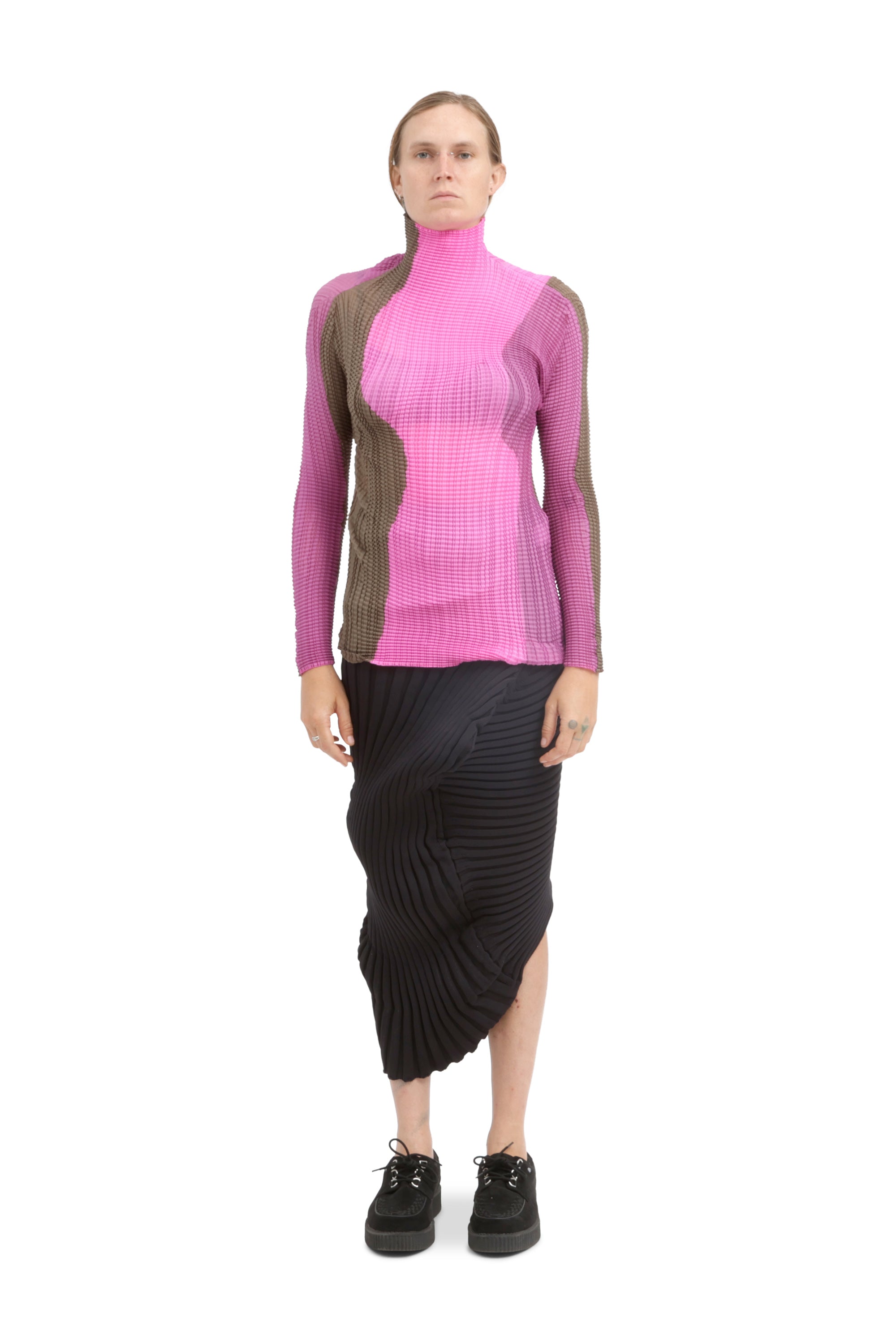 Abstract Tint Pleats