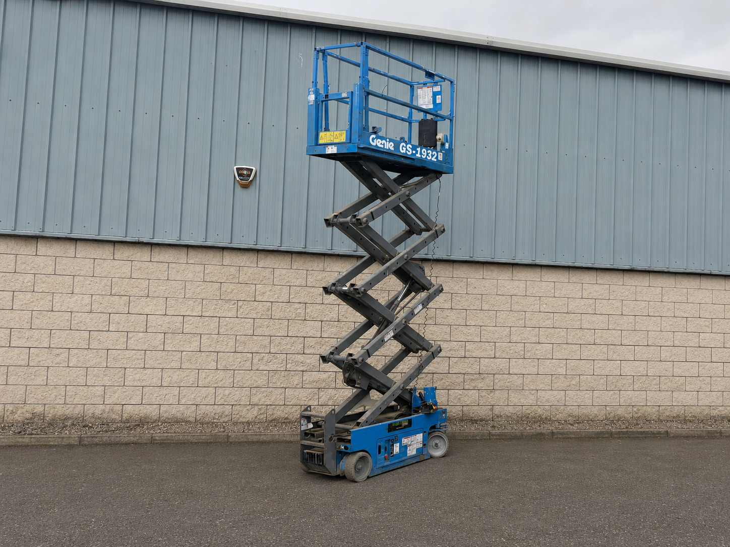 Tracked Cherry Picker Hire Fife