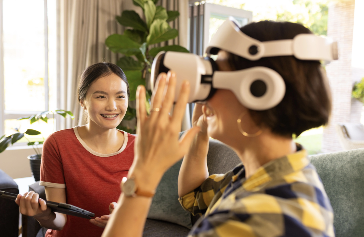 A therapist and a client during a VR session in a calm environment