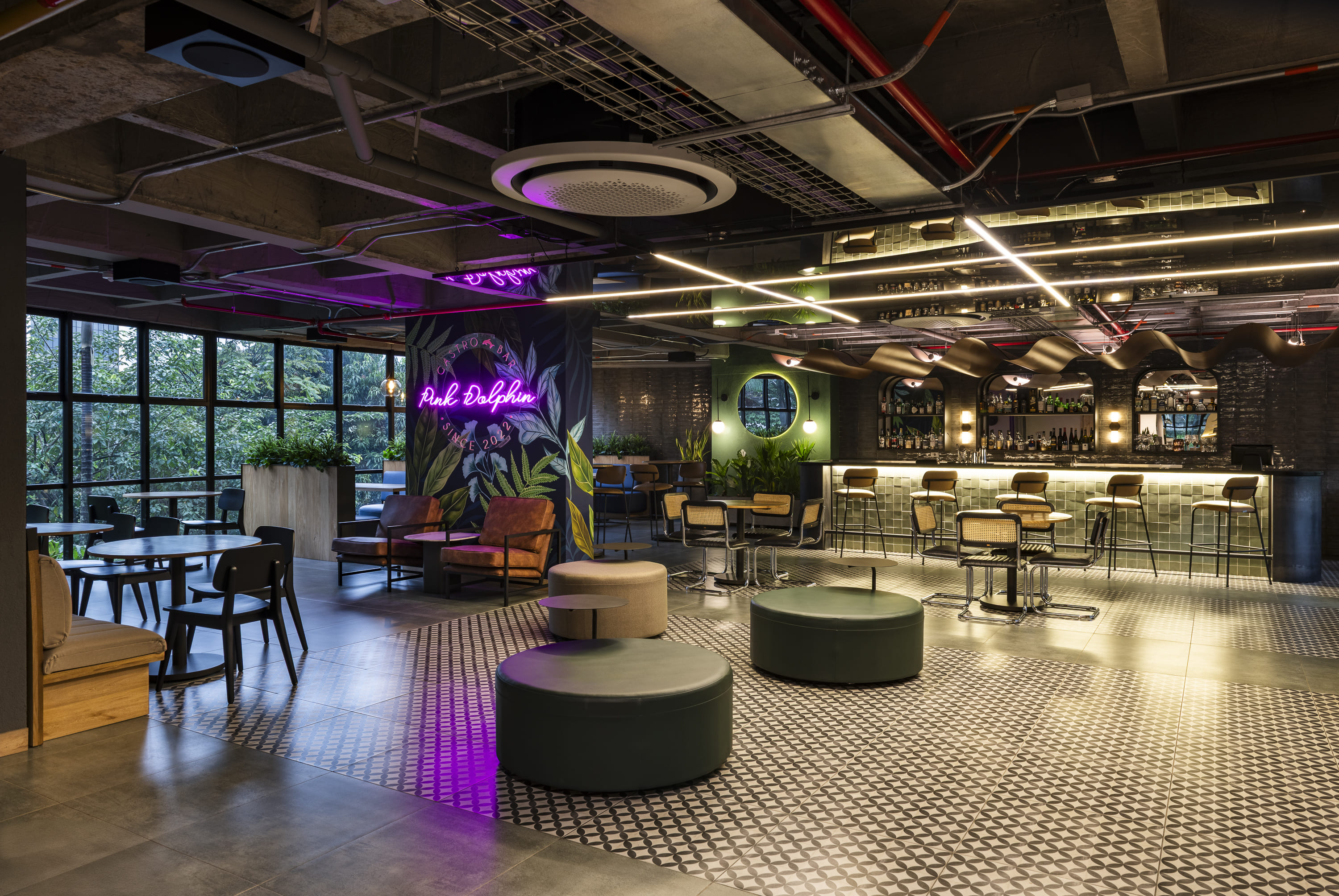 Pink Dolphin Gastro Bar