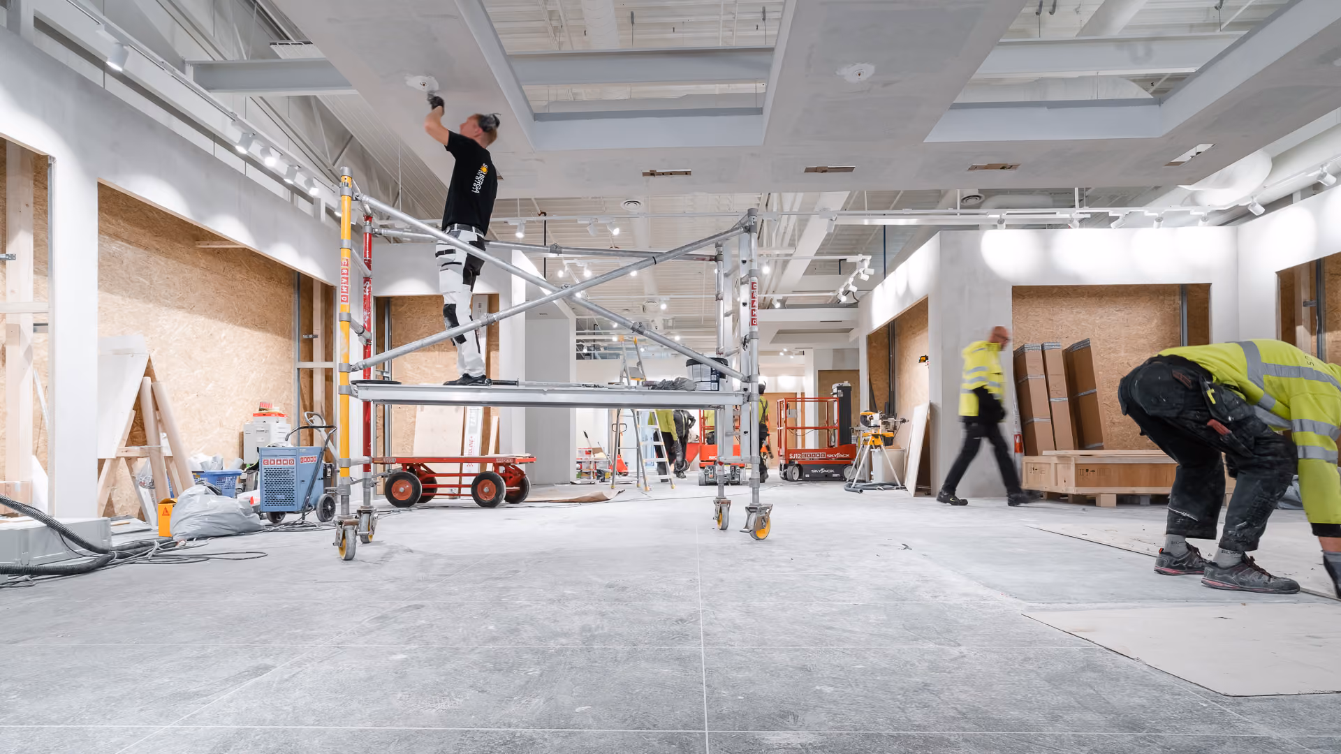 INSTALLATION & LIFECYCLE SUPPORT