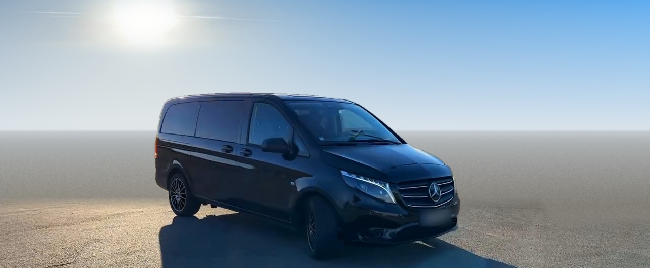 Le Mercedes Vito 8 places d’EMS Location, minibus à louer à Barlin