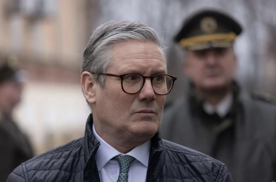 Британія готова надіслати в Україну війська і “підняти в повітря літаки”