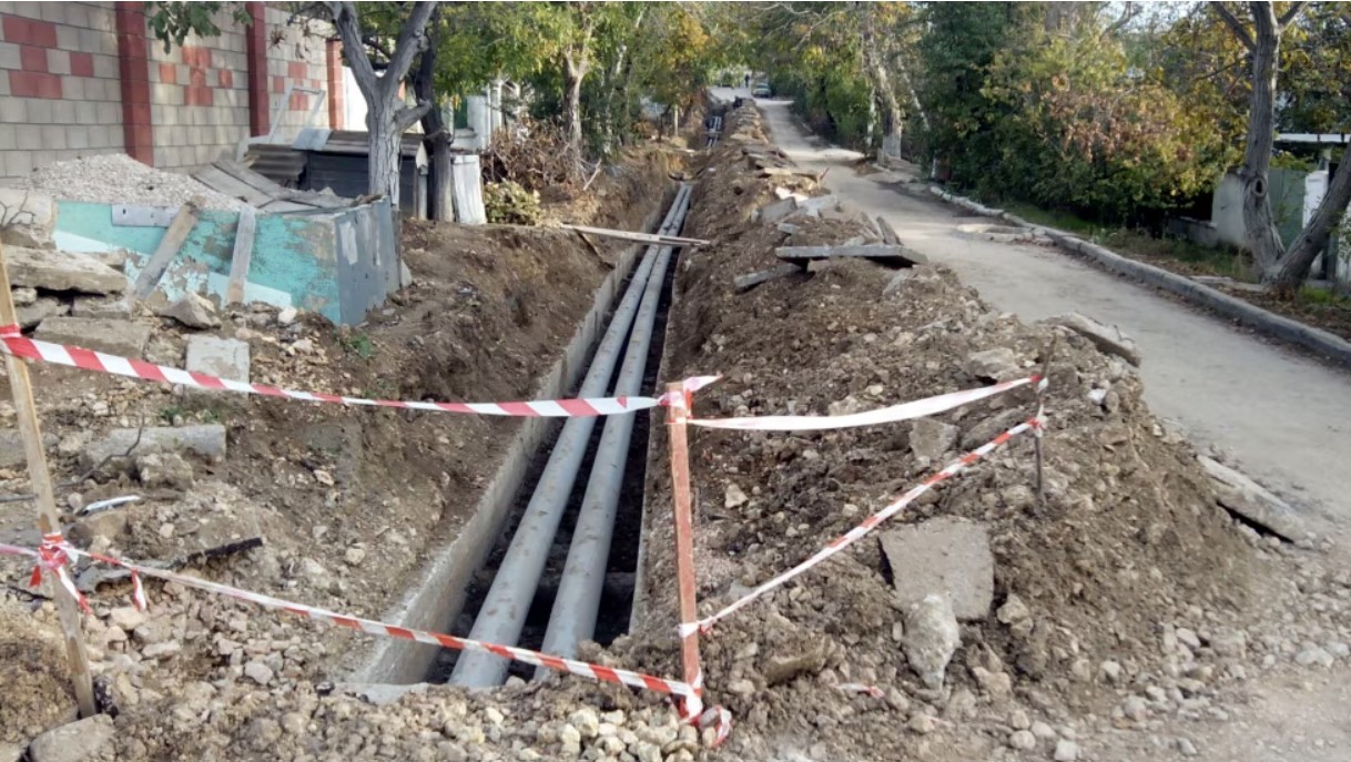 Після 11 років окупації кримські комунальники звинуватили Україну в тому, що вона погано ремонтувала їм труби