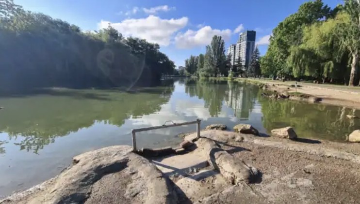 Рівень води у кримських річках вже не рятує навіть каналізація