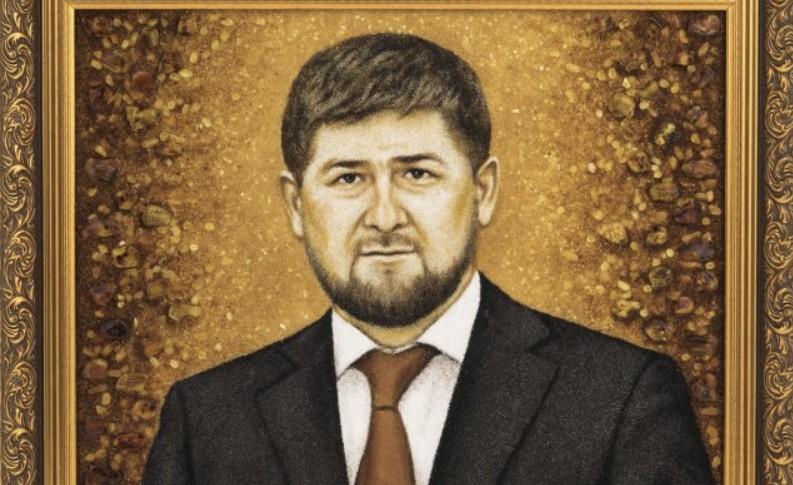 В окупованому Севастополі повісили і зняли Кадирова