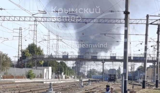 Українські дрони підпалили ряд об’єктів інфраструктури в окупованому Криму