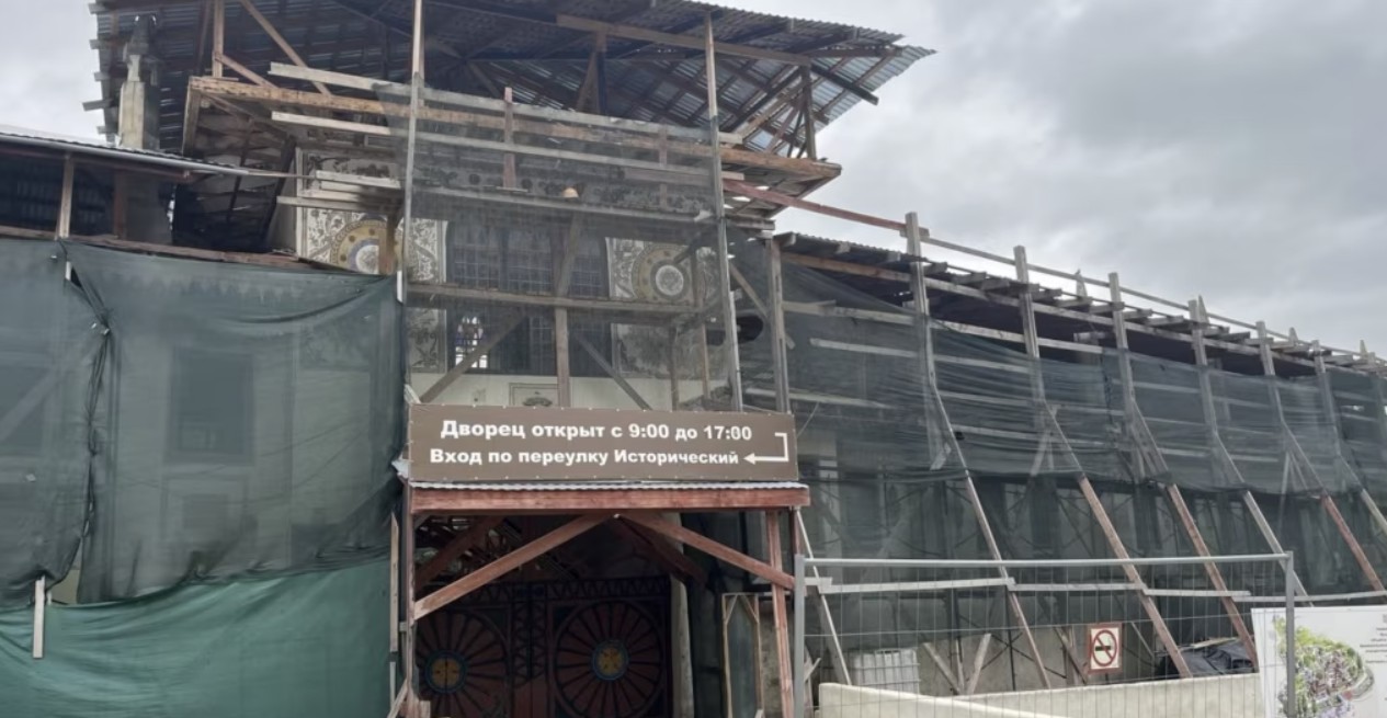 Терміни руйнування російськими мародерами Ханського палацу в Бахчисараї продовжено до кінця 2027 року