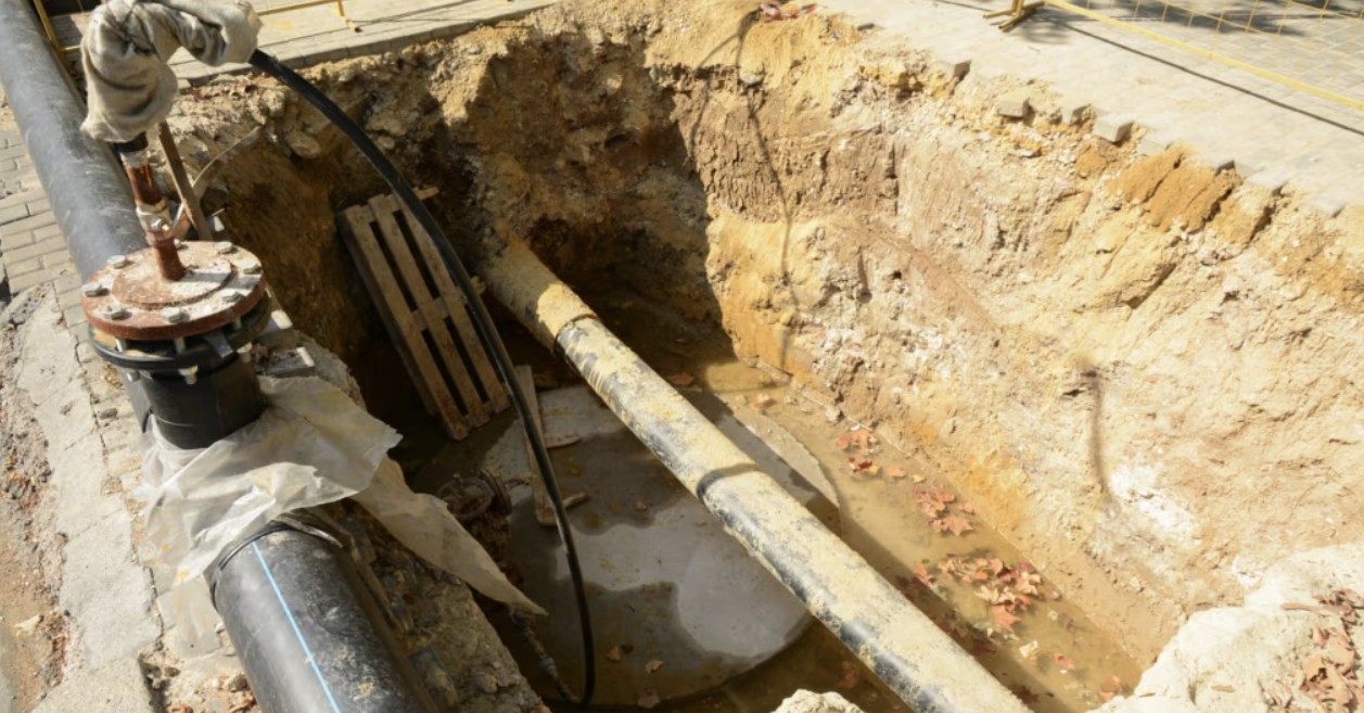 Окупанти Криму не можуть упоратися з оновленням водогонів