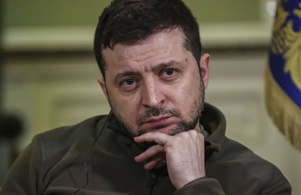 Що робити з рейтингом Зеленського?
