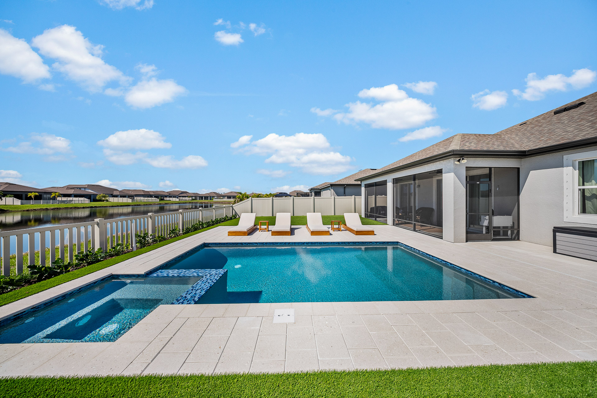 outdoor swimming pool