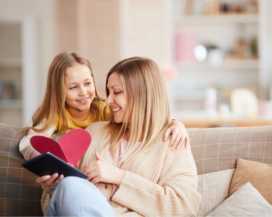 Save 25% with Hallmark Cards