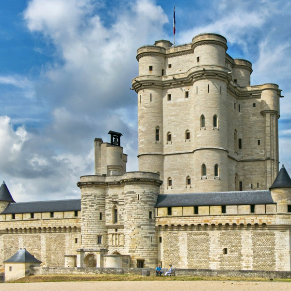 Chateau de Vincennes logo