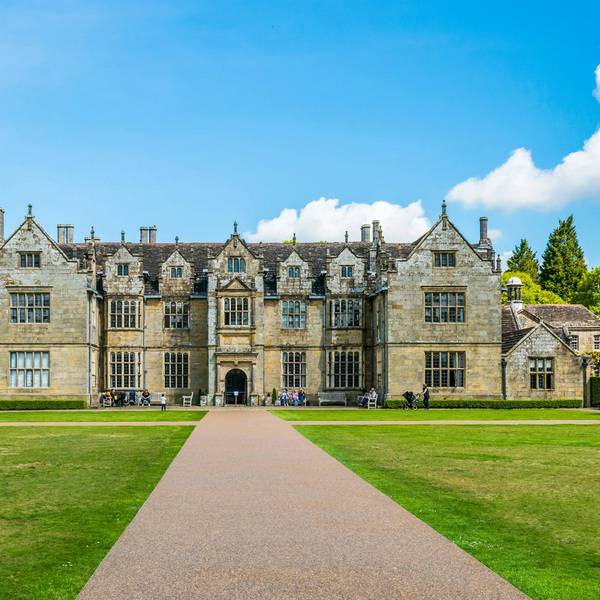 National Trust logo