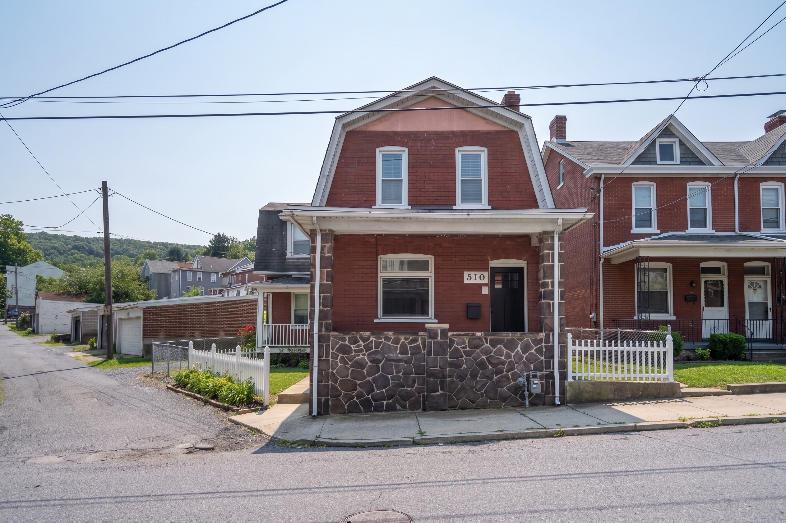 510 E PACKER AVE