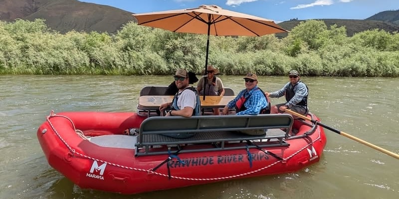 scenic lounger - easy rafting trip for families and groups in Idaho